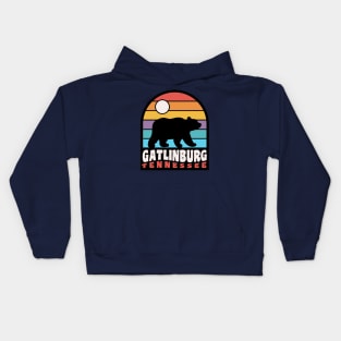 Gatlinburg Tennessee Bear Badge Retro Sunset Kids Hoodie